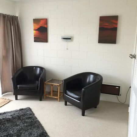 Milton Chalet Motel Нелсън Екстериор снимка