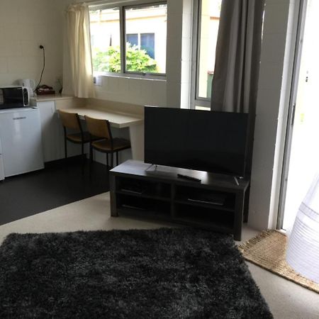 Milton Chalet Motel Нелсън Екстериор снимка