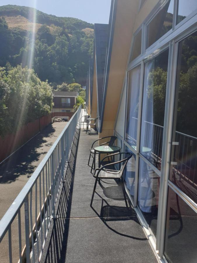 Milton Chalet Motel Нелсън Екстериор снимка